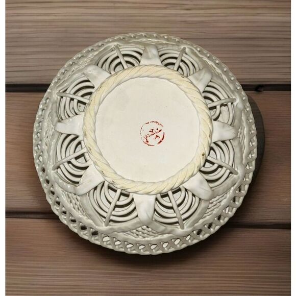 White Round Woven Latticed Ceramic Basket  Bowl Open Weave Pear - Picture 2 of 4